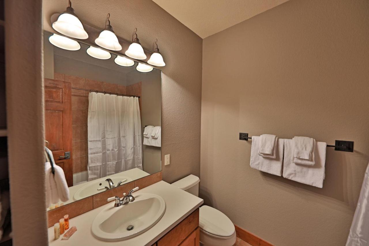 Kicking Horse 3-202 Apartment *