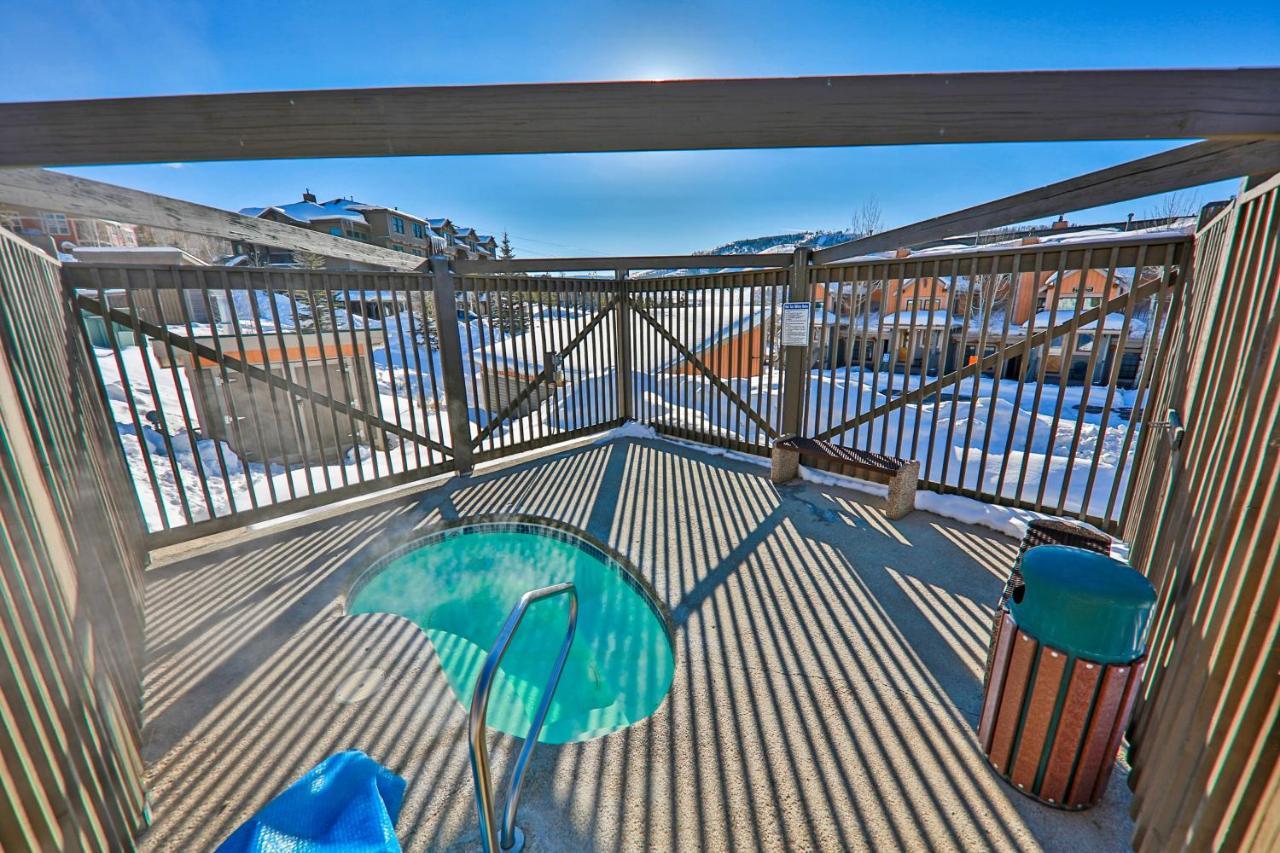 Apartment Kicking Horse 3-202 *